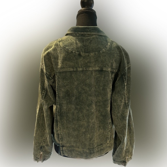 VICI Jacket - Picture 4 of 7